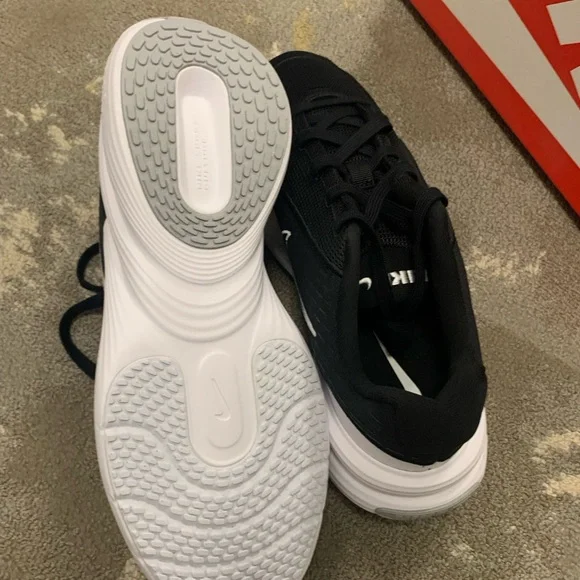 NWT Nike Uplift SC Men’s Shoes - Picture 2 of 5